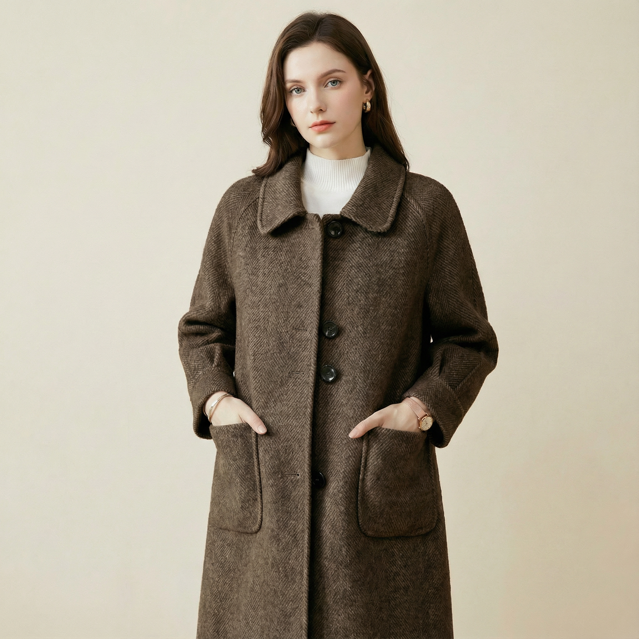 معطف بتفاصيل كلاسيكية