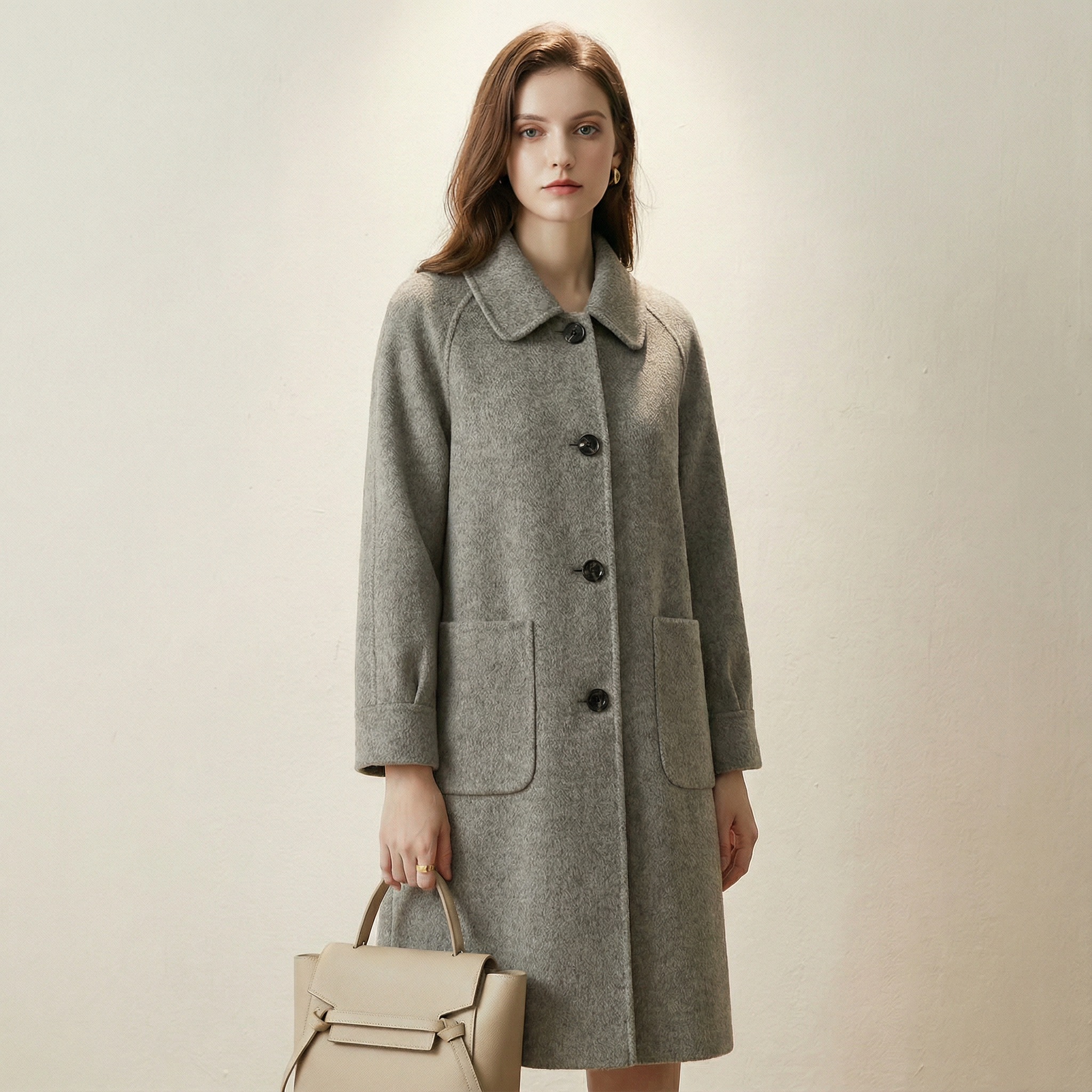 معطف بتفاصيل كلاسيكية