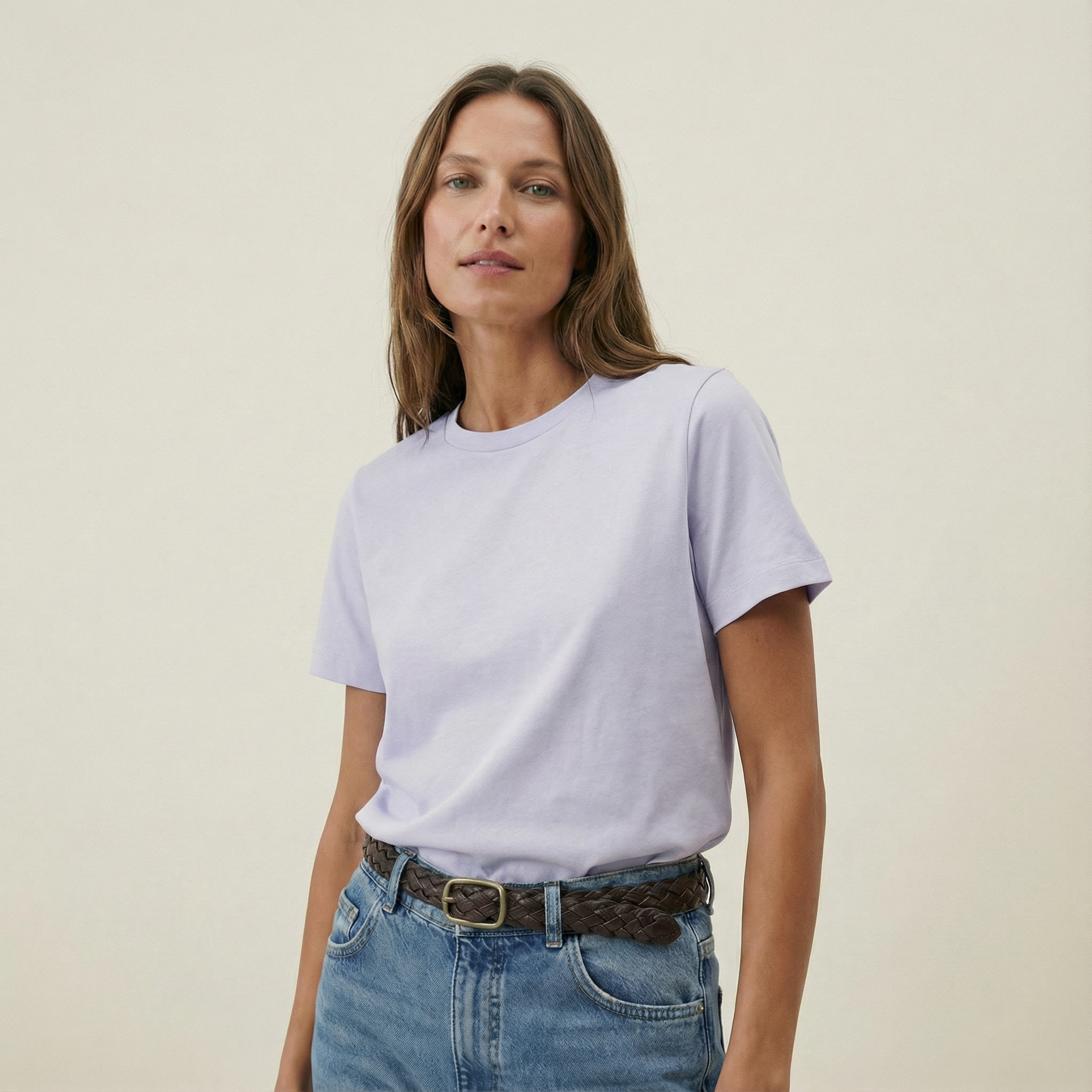 قميص أساسي بأكمام قصيرة