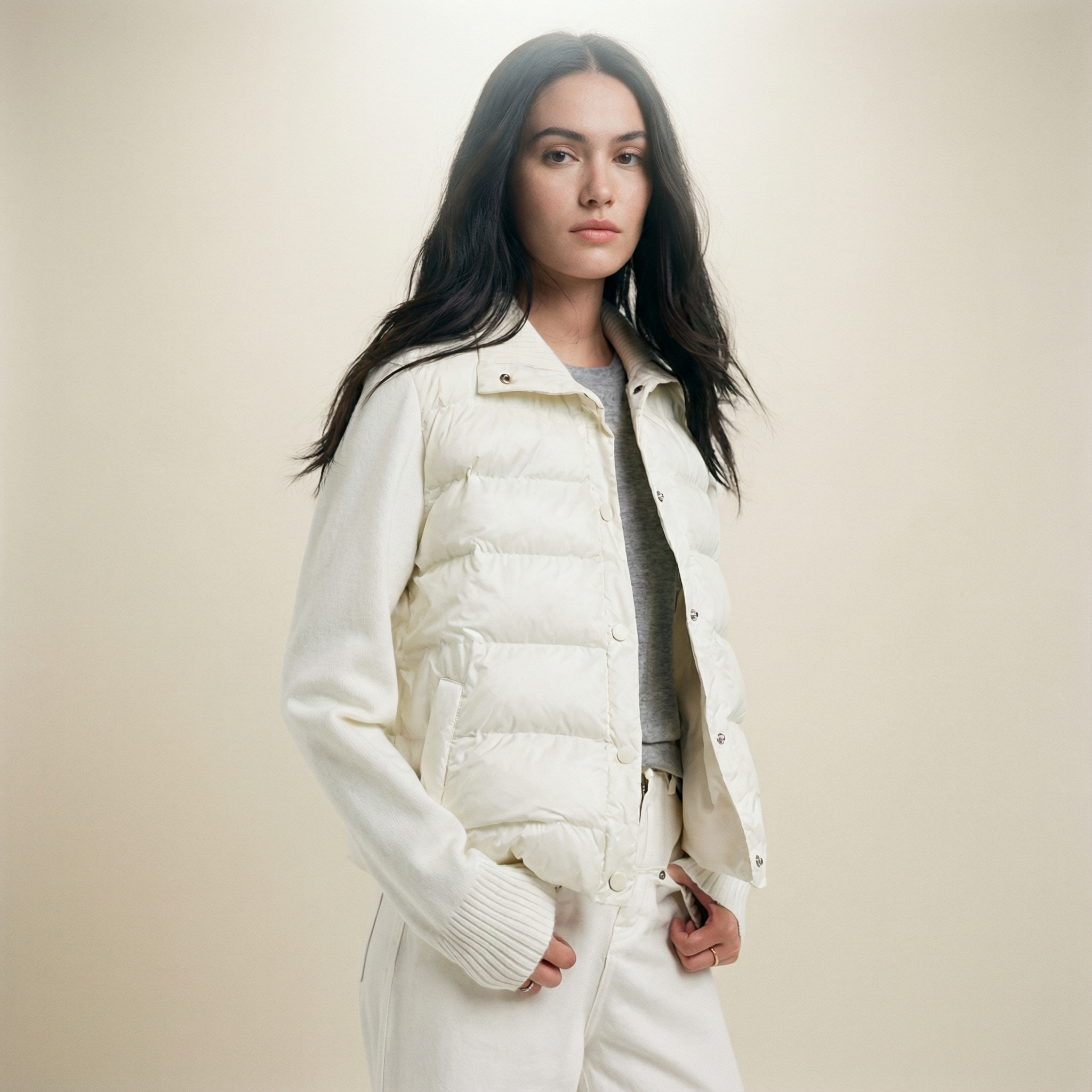 جاكيت مبطّن بأكمام محبوكة